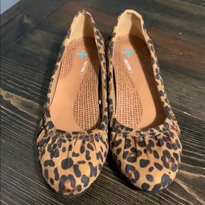 BareTraps Leopard Shoes